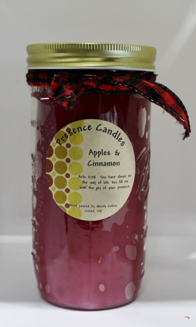 Apple & Cinnamon  Scented Candle